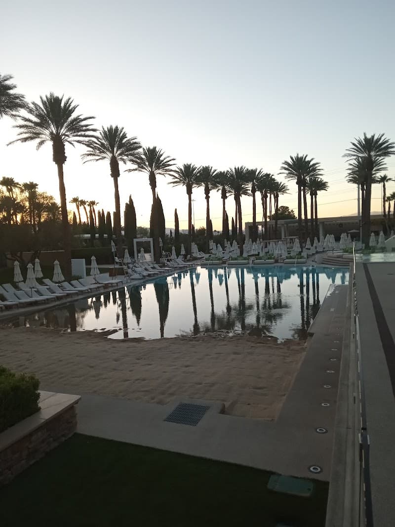 The Pond in Henderson, NV