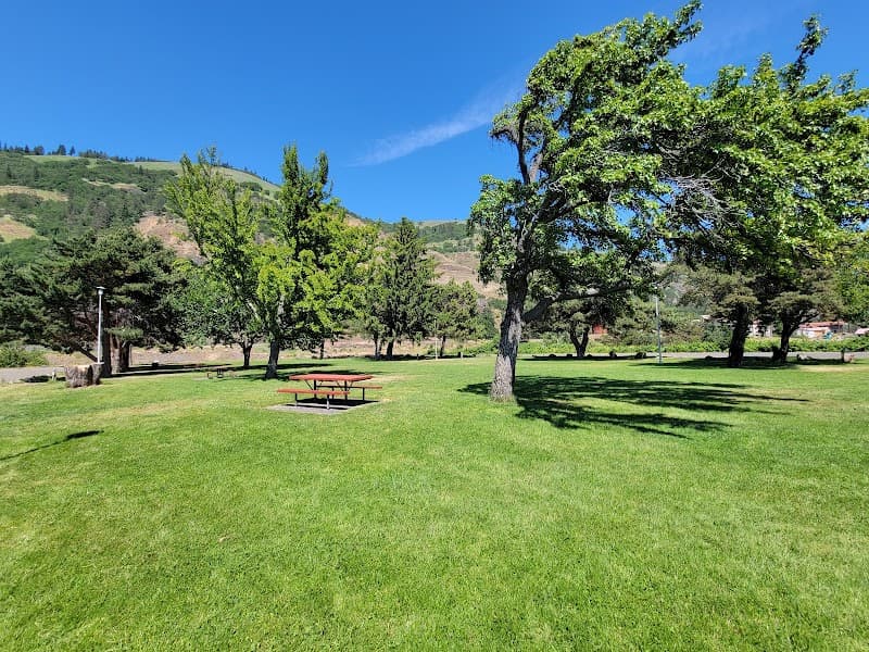 Photo by Kim G (Google)