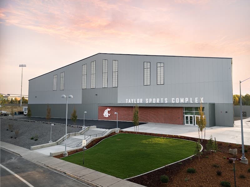 Photo by Deborah (Google)