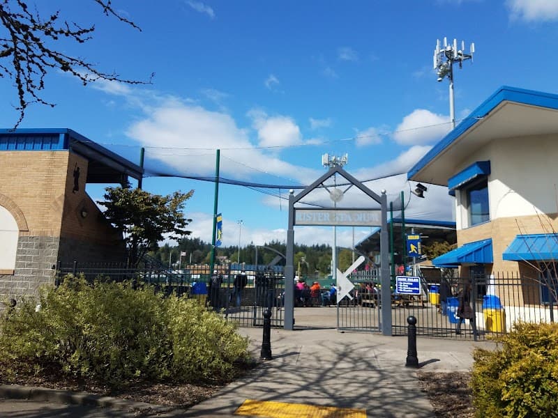 Photo by alisha long (Google)