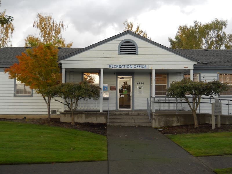 Photo by Kelly Morrison (Google)