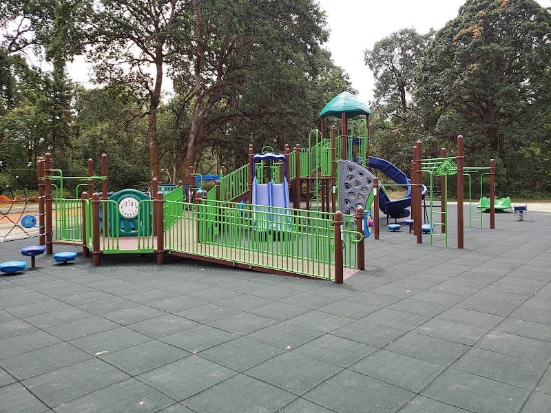 Photo by Eric Jones (Google)