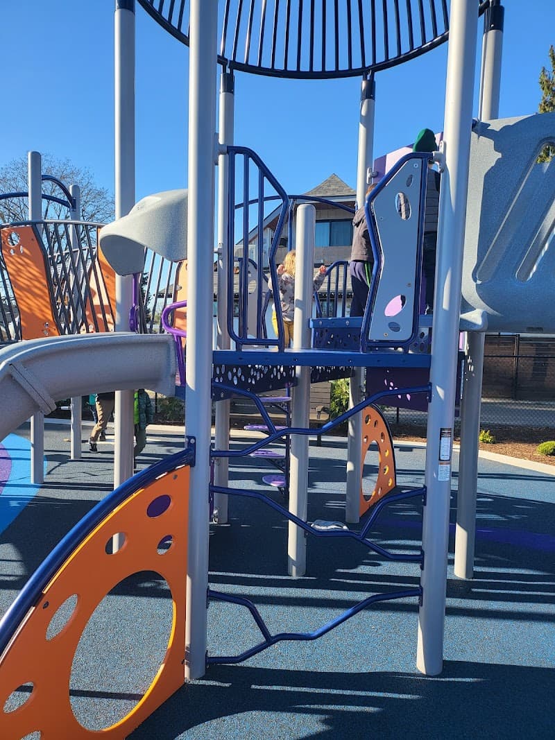 Photo by Ben Blackburn (Google)