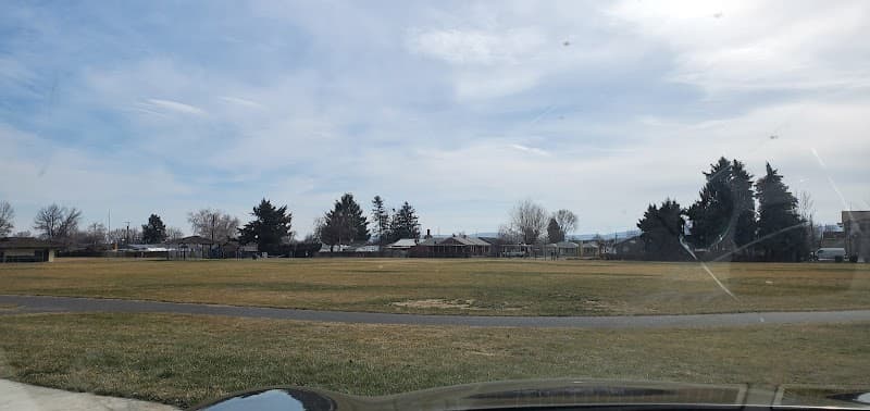 Photo by Tiin-Sat (Google)