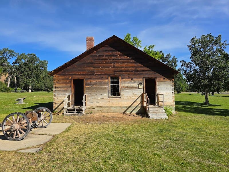Fort Simcoe Historical State Park