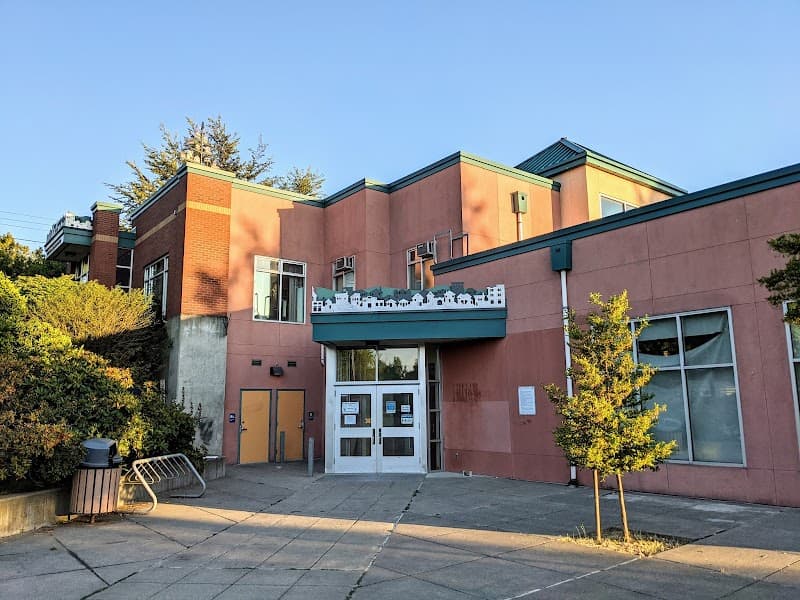 Photo by Yü Wu (Google)