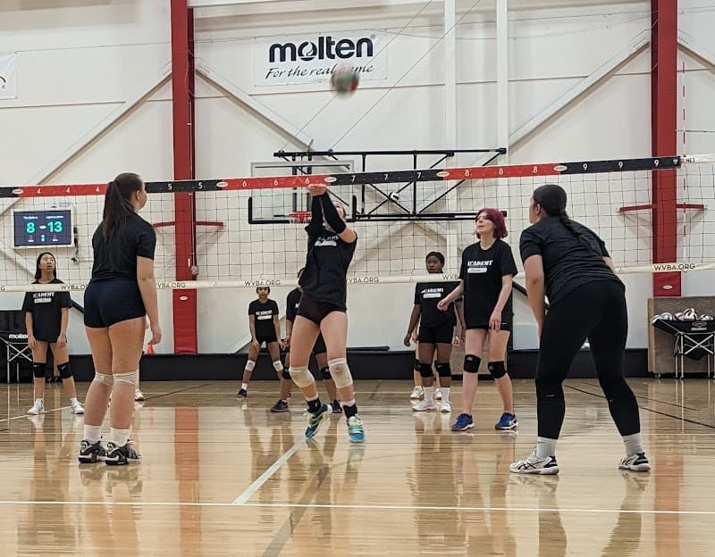 Photo by Sonja Broze (Google)