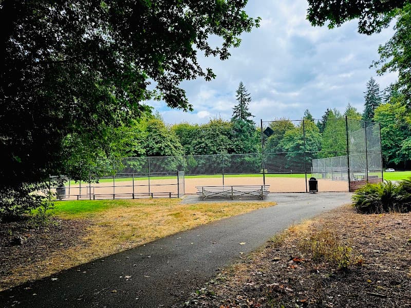 Photo by Olivia (Google)