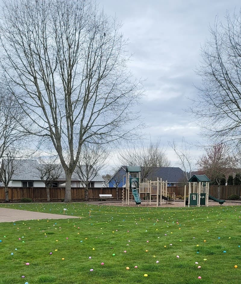 Photo by The Happy Halls (Google)