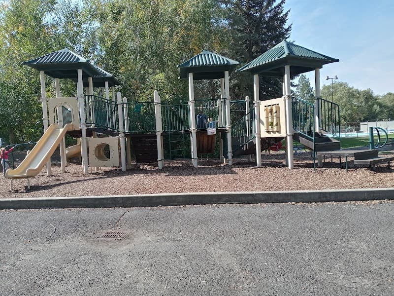 Photo by Geoffrey Nelson (Google)