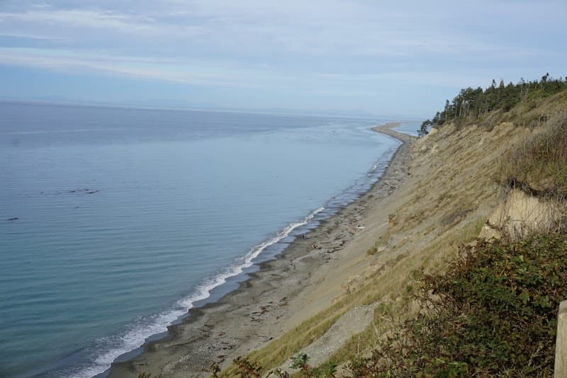 Photo by Kirsten Morgan (Google)