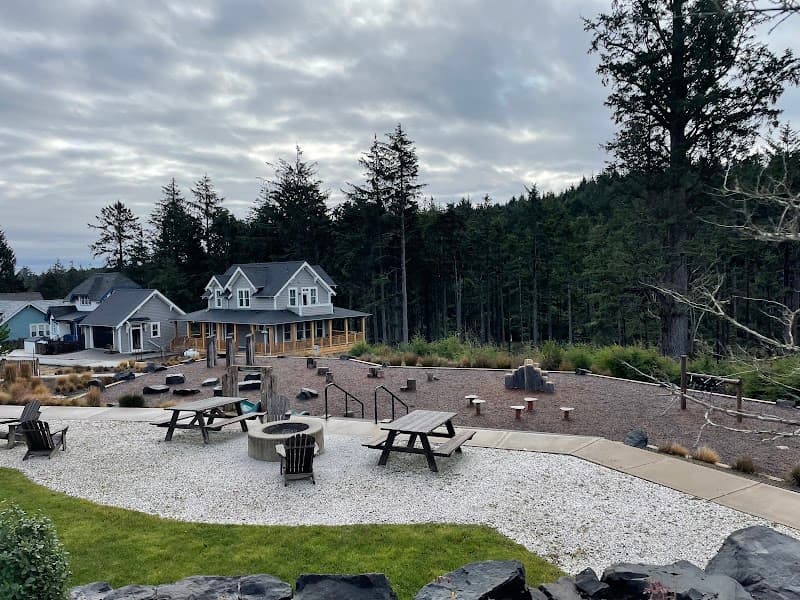 Photo by Bryan Painter (Google)