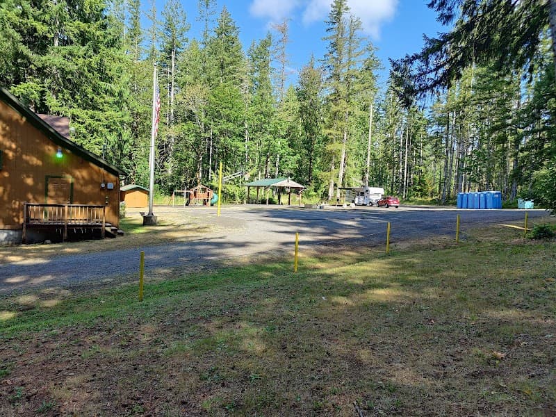 Photo by Glen White (Google)