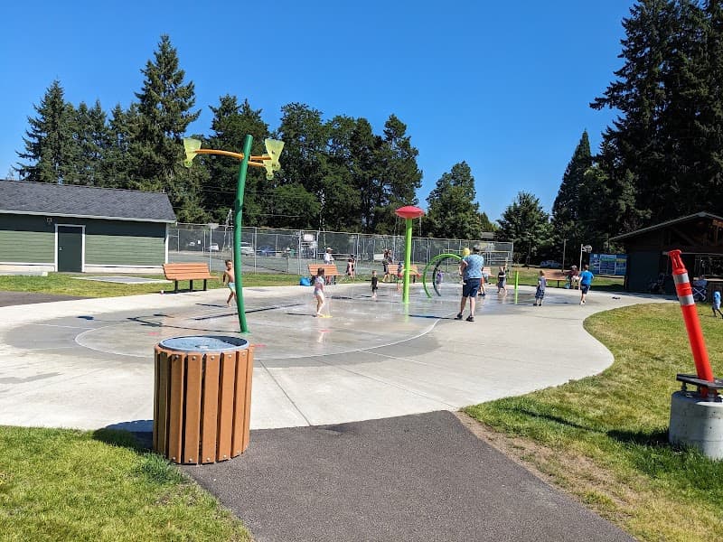 Photo by Aylis J Lind (Google)