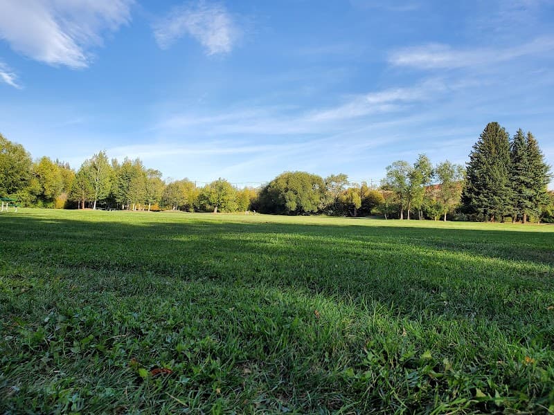 Photo by Snarling Maiden (Google)