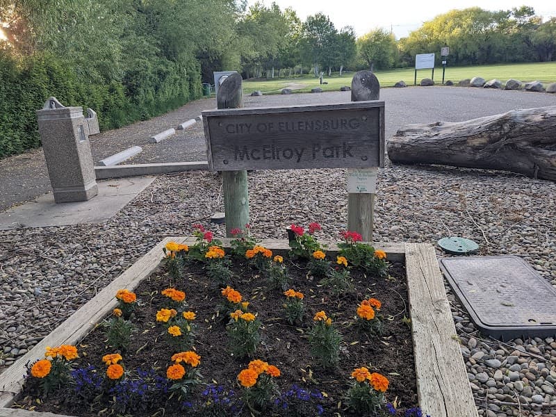 Photo by Dawn Garcia (Google)