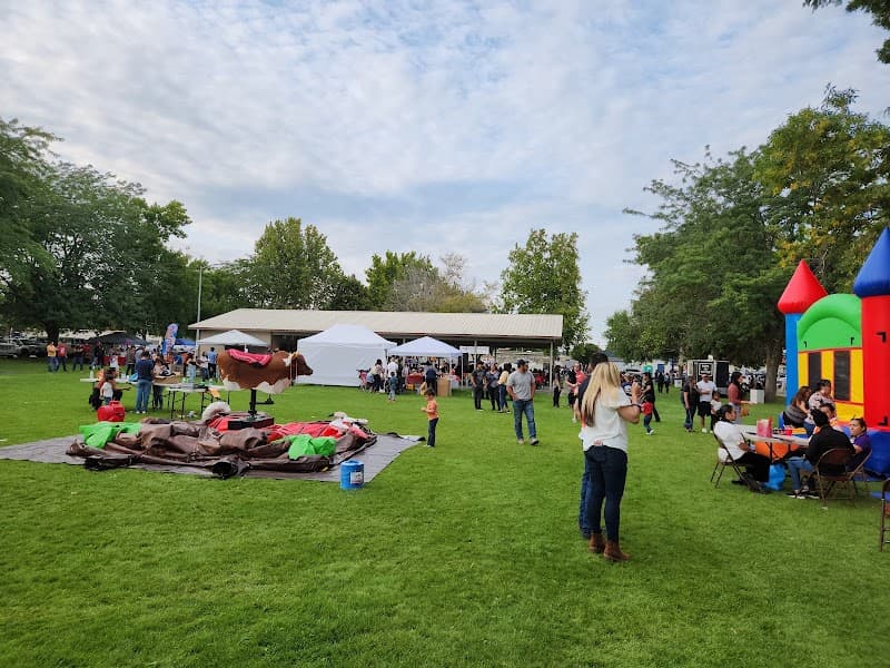 Royal City Lion's Park