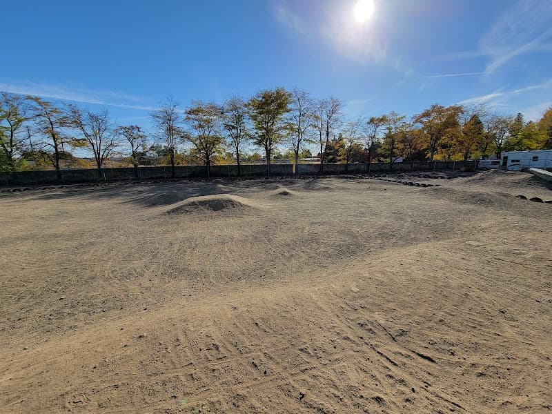 Photo by Cj (Google)