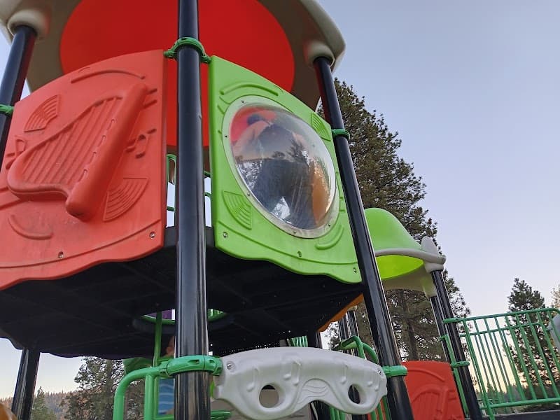 Photo by Peter Fuerte (Google)