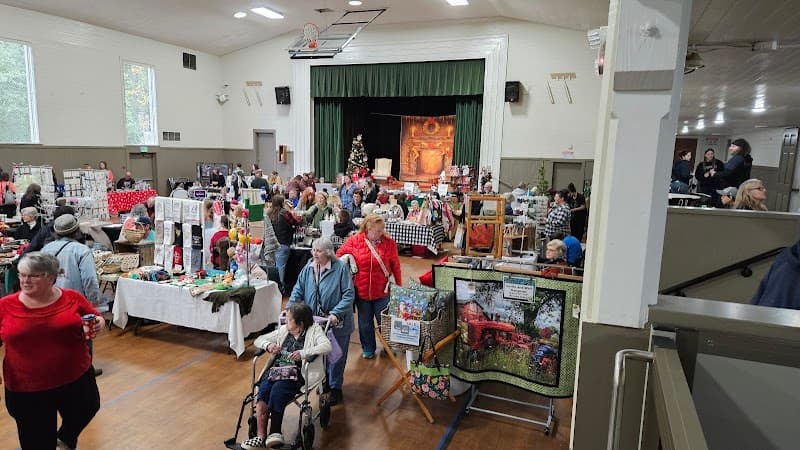 Photo by Ellen Le Vita (Google)