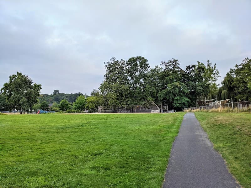 Photo by Yü Wu (Google)