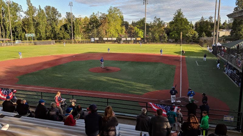 Photo by Karl Hansen (a2brute) (Google)