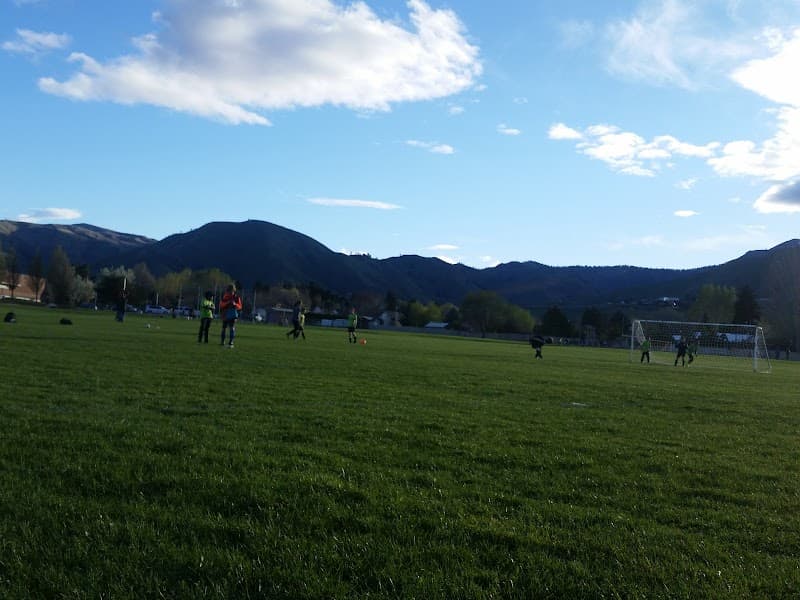 Photo by Rueben T (Google)