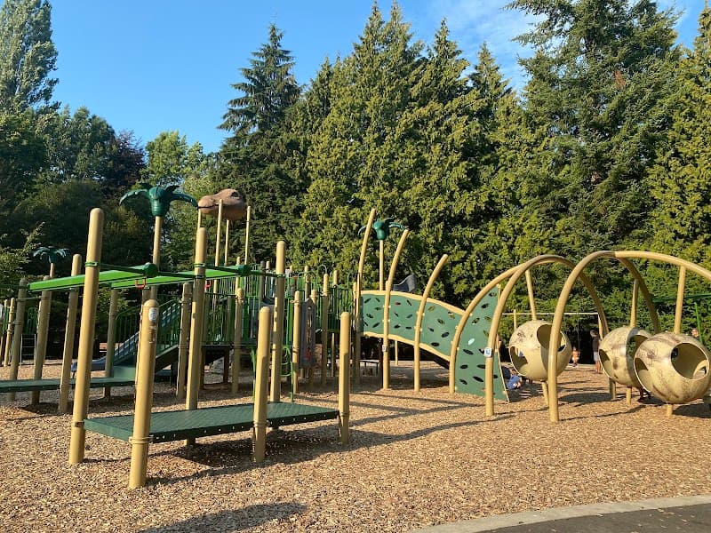 Photo by ls ls (Google)