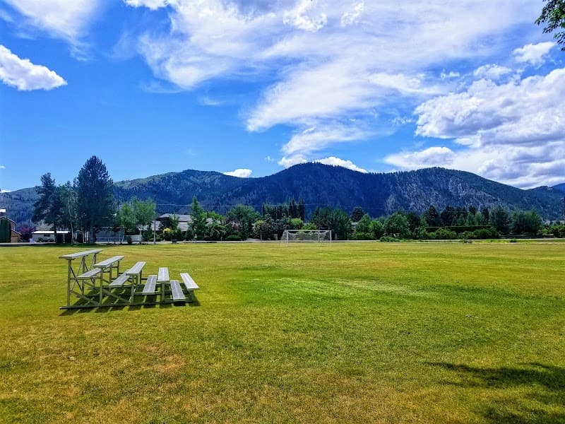 Photo by Guy Crilly (Google)