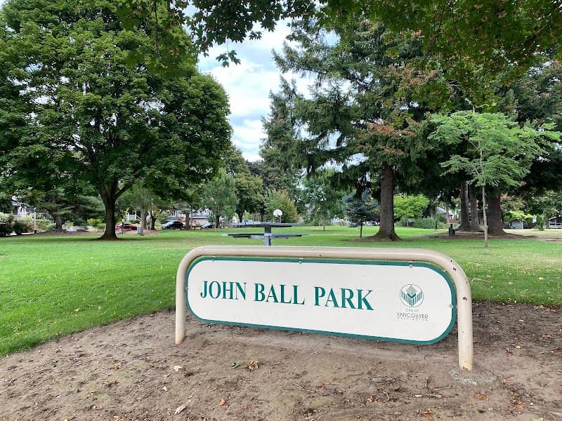 Photo by Elona Goldman (Google)