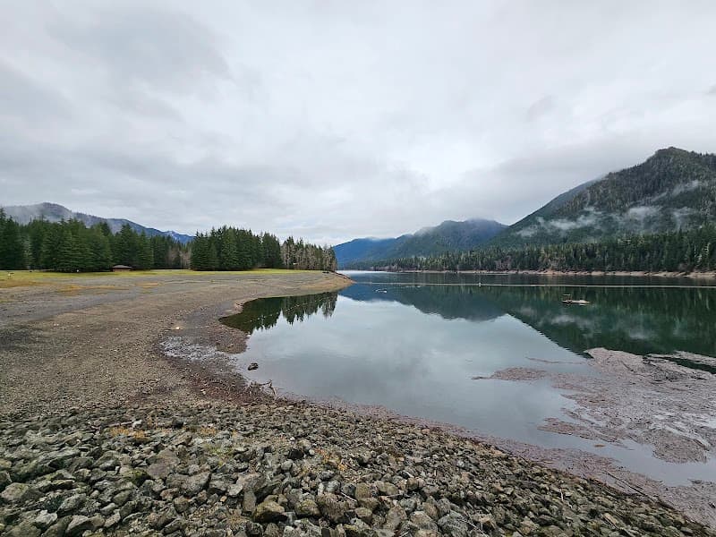Wynoochee Dam Visitor Center