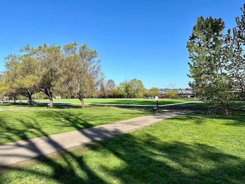 Photo by Mark (Google)