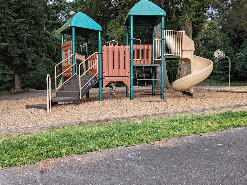 Photo by L M (Google)