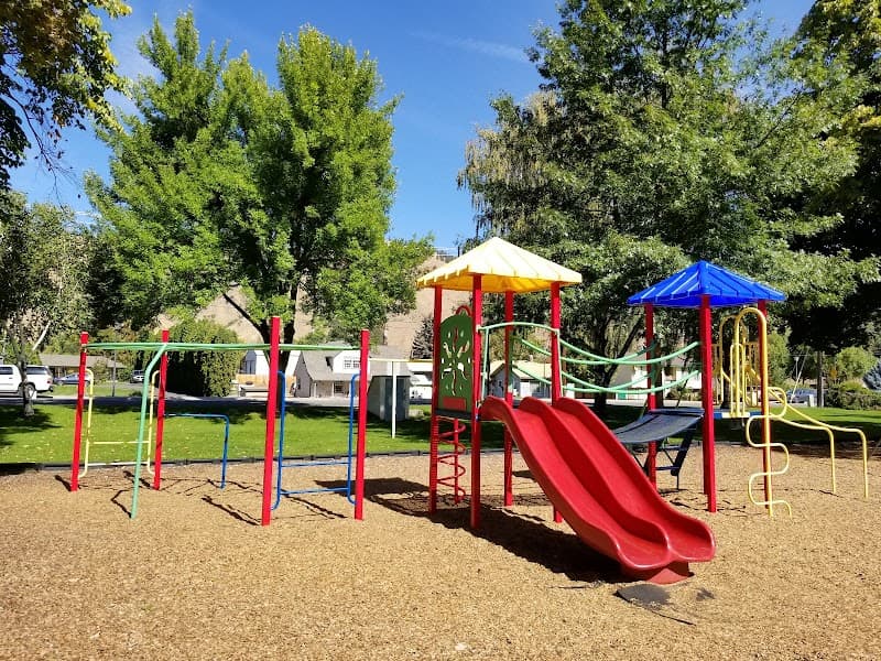 Photo by Guy Crilly (Google)