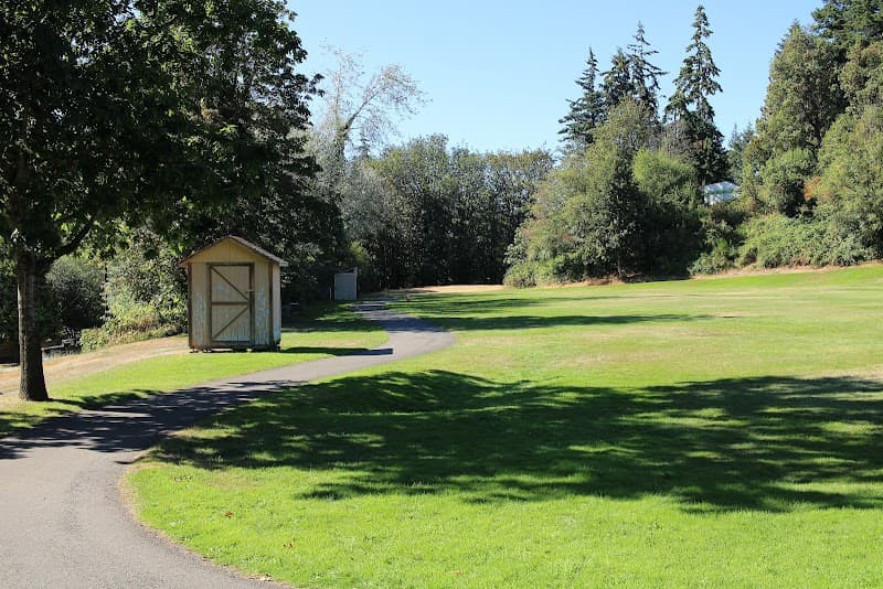 Photo by James Bee (Google)