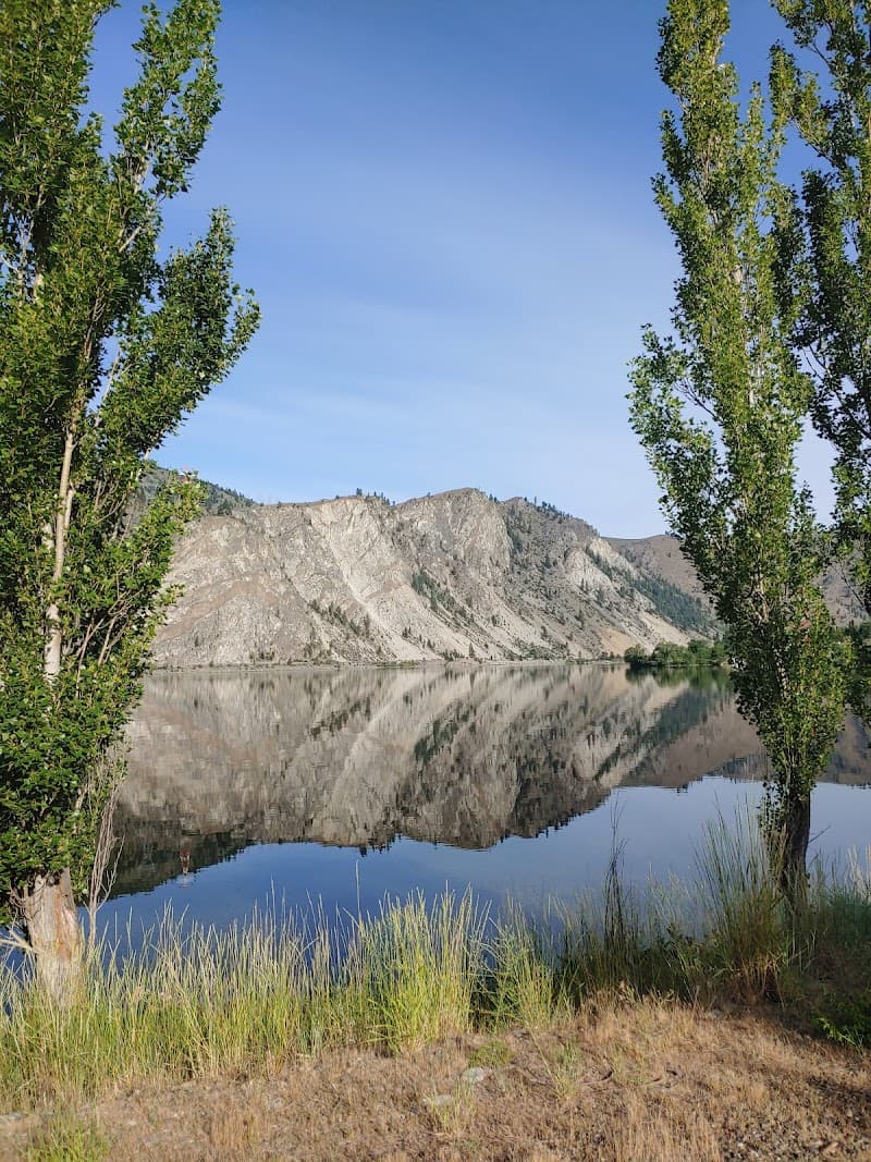 Photo by Russ (Google)