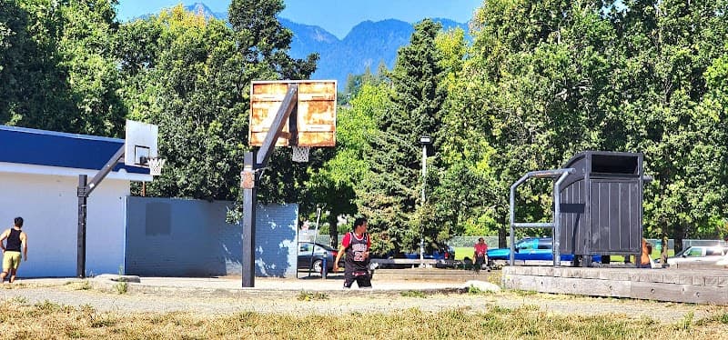 Photo by Louise Boilevin (Google)