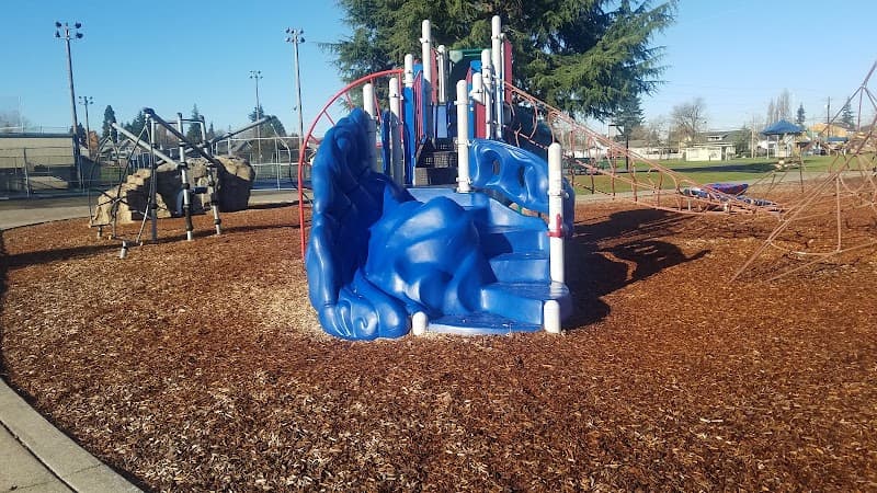 Photo by Teri W (Google)