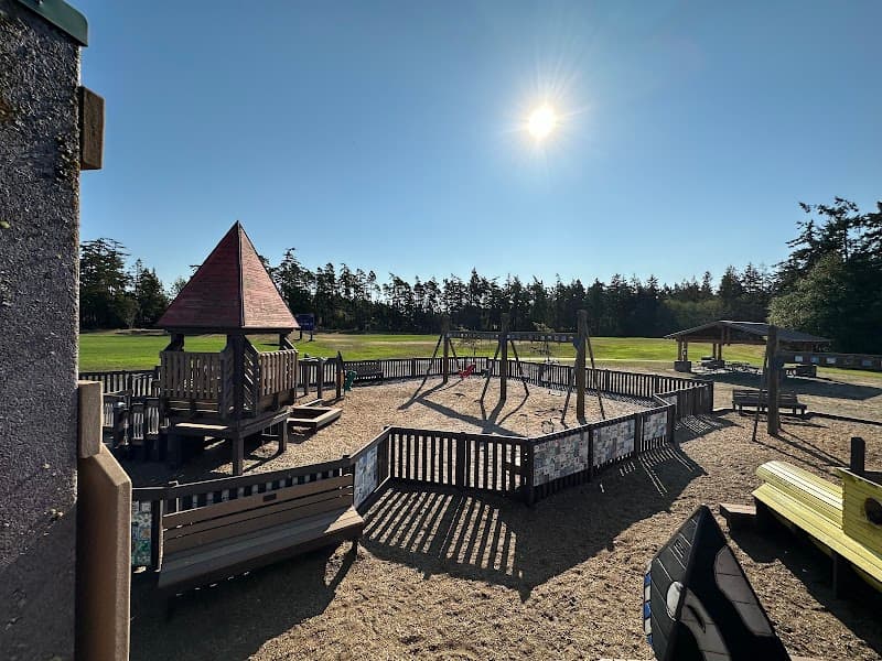 Photo by The FISCHL เมียฝรั่งไดอารี่ (Google)