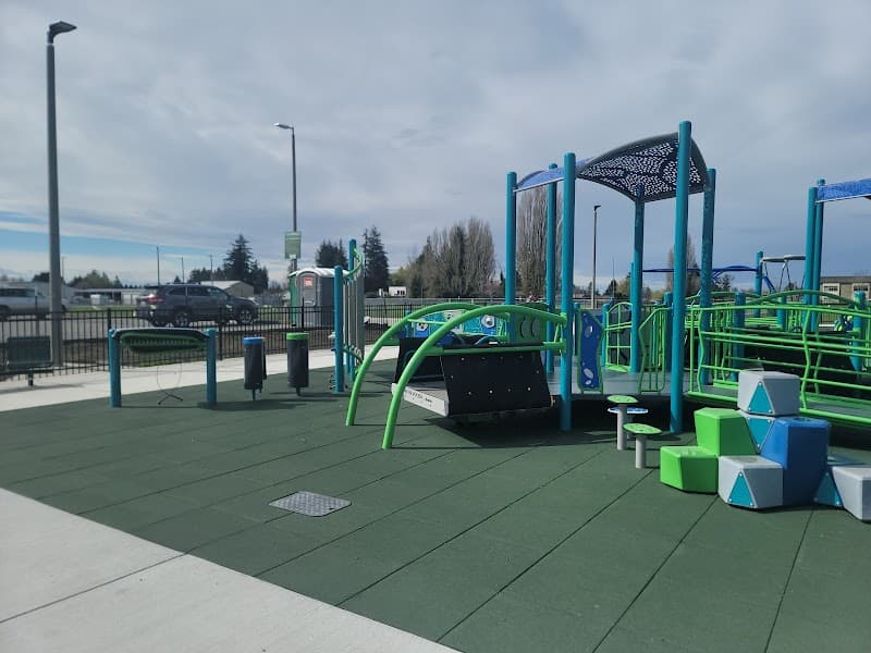 Photo by Sharon Natal (Sama) (Google)