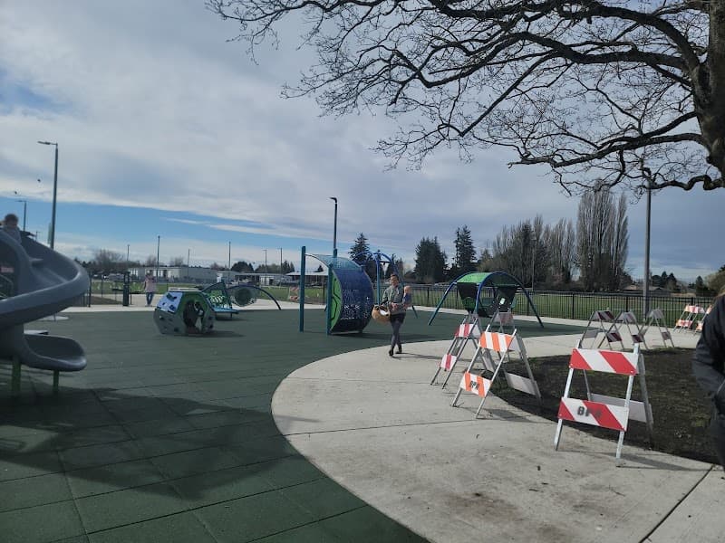 Photo by Sharon Natal (Sama) (Google)