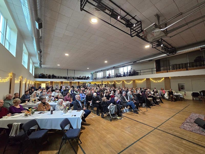 Photo by Joshua Awesome (Google)