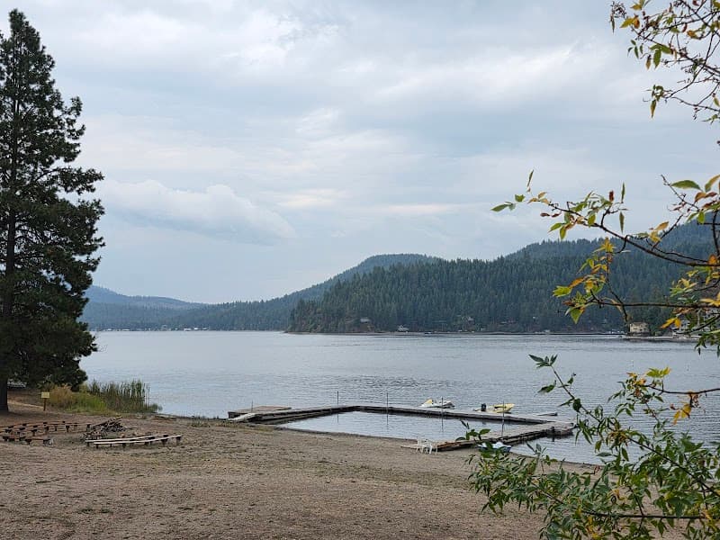 Photo by Robert Biddle (Google)