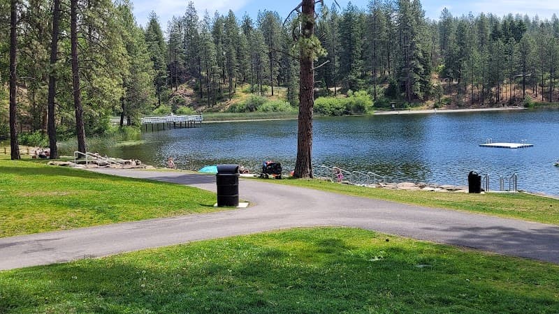 Photo by Doug Quam (Google)