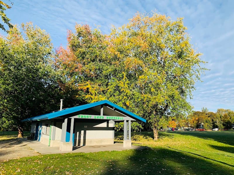 Photo by 吉达星 (Google)