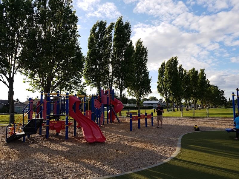 Photo by Steven Ball (Google)