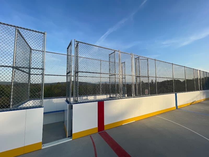 Photo by Jennifer McKeown (Google)