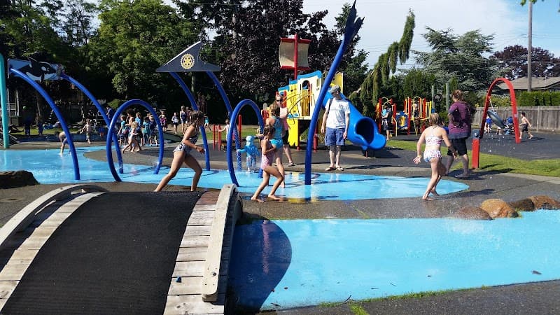 Photo by amanda dreher-mccomb (Google)