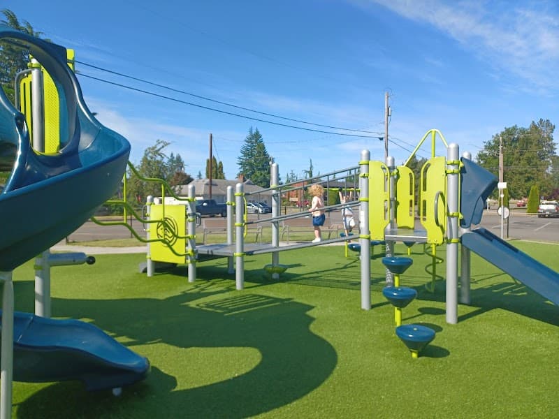 Photo by Michelle (Google)