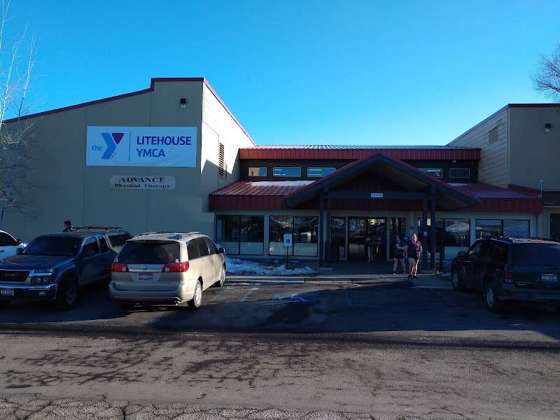 Photo by Chuck Gause (Google)